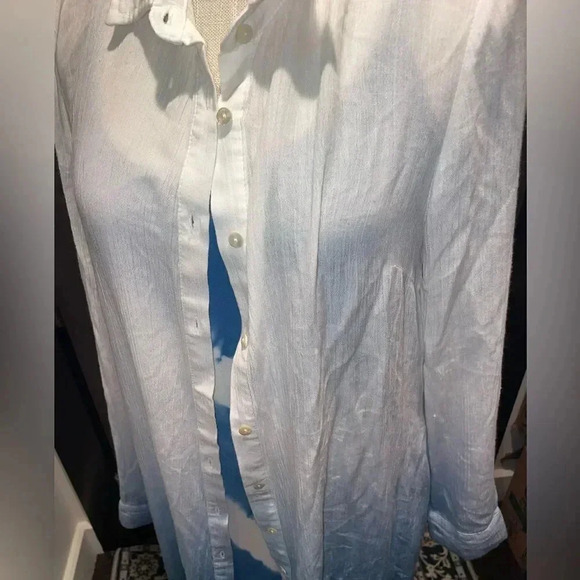 LONG BREAK AWAY BUTTON DOWN TOP WITH POCKETS BLUE DENIM/WHITE RAYON SIZE MEDIUM - Picture 9 of 15